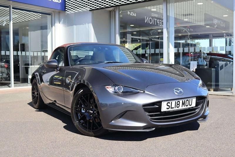 Begagnad Mazda MX5 Inclusive 160 HK (117 kW) 2018 Grå Cab