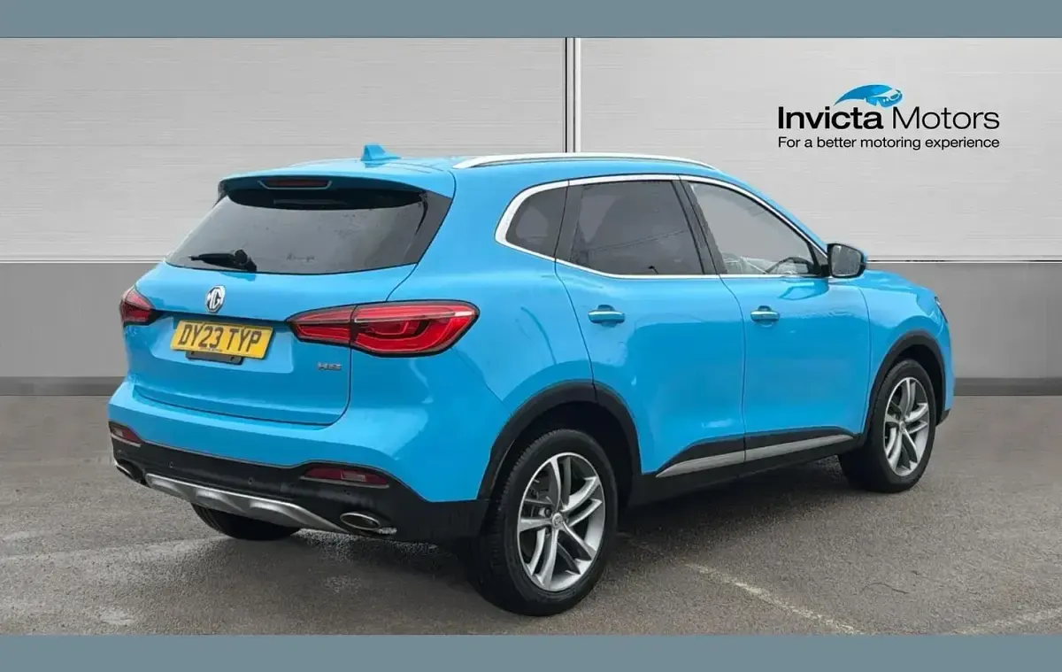 Usado MG HS Exclusive 162 HP (119 kW) 2023 Azul SUV