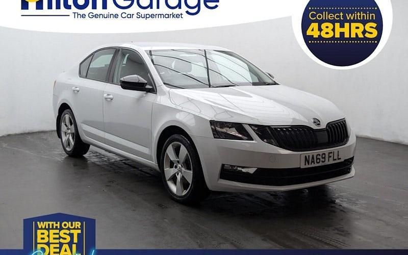 Used Skoda Octavia SE Drive 150 HP (110 kW) 2019 White Hatchback