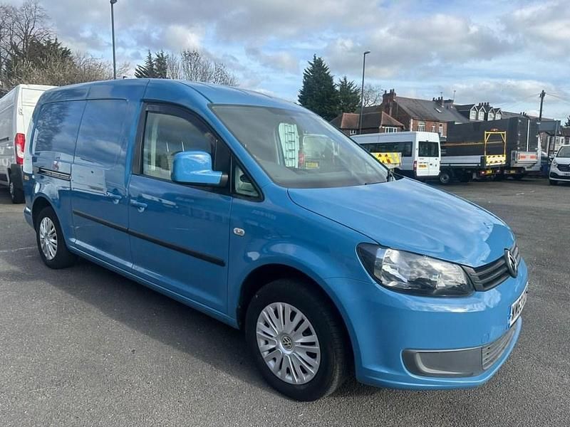 Used VW Caddy Maxi Trendline 101 HP (74 kW) 2014 Blue MPV