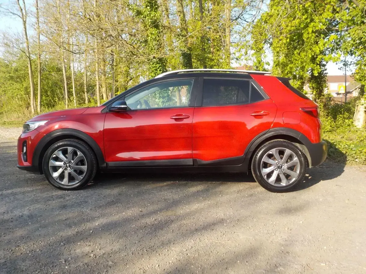 Used Kia Stonic 118 HP (86 kW) 2018 Red SUV