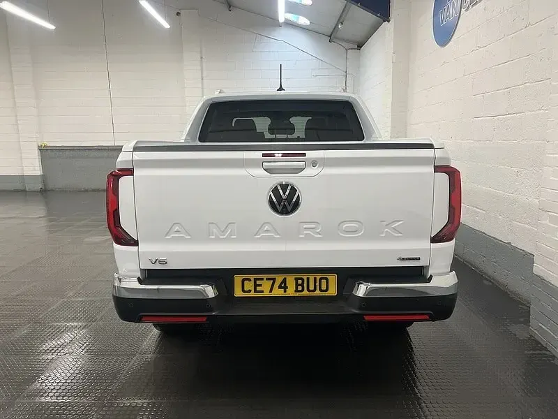 Used VW Amarok Aventura 237 HP (174 kW) 2024 White Pickup