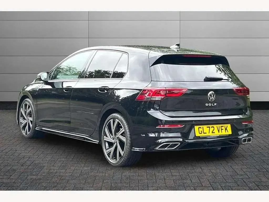 Used VW Golf VIII R-line 150 HP (110 kW) 2022 Black Hatchback
