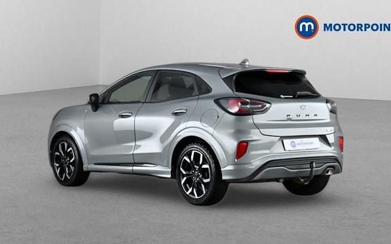 Usado Ford Puma ST-Line X 125 HP (91 kW) 2022 Prateado SUV