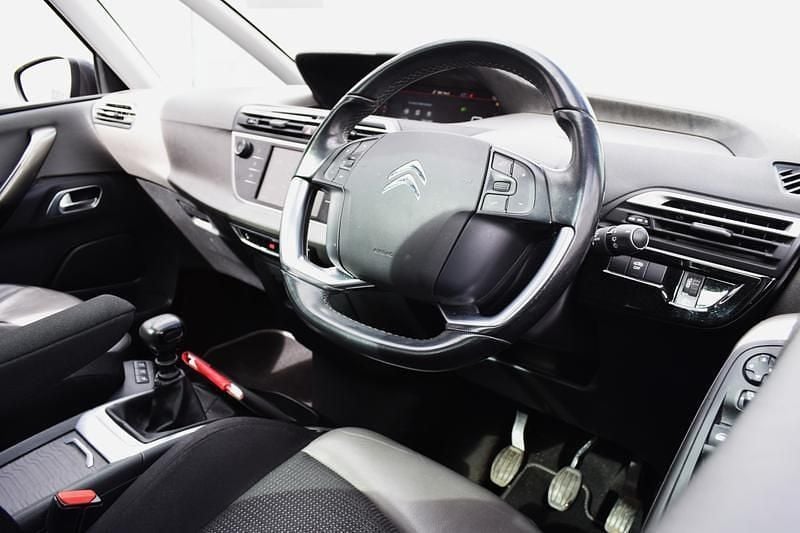 Used Citroën Grand C4 Picasso Flair 130 HP (95 kW) 2019 Grey MPV