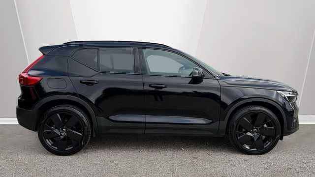 Used Volvo XC40 Plus 163 HP (119 kW) 2025 Black SUV