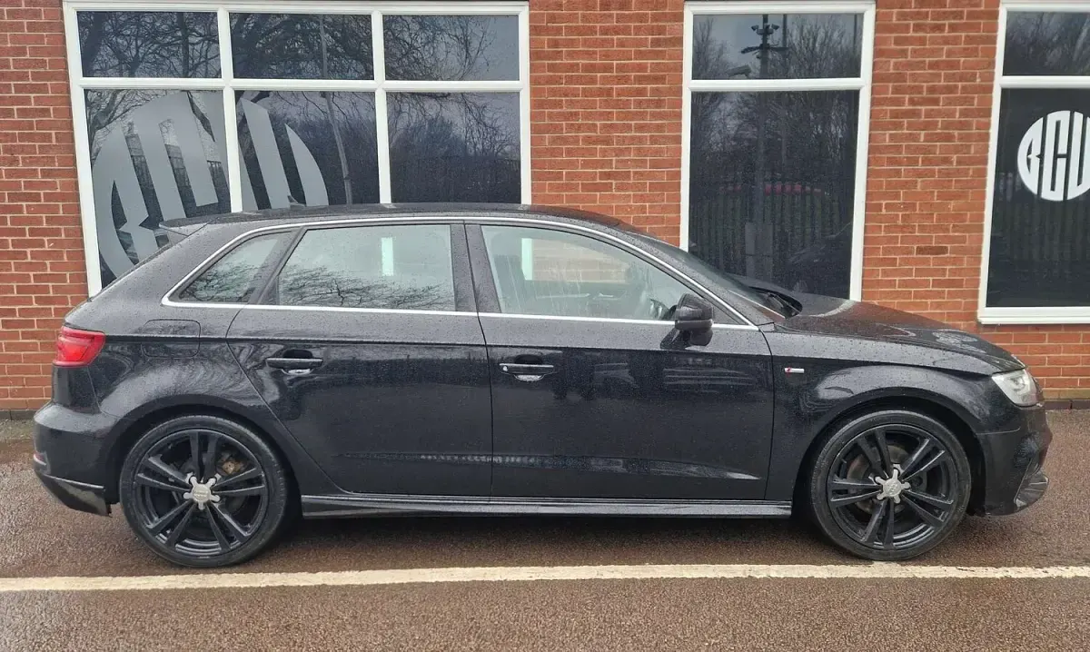 Used Audi A3 Sportback S-Line 116 HP (85 kW) 2019 Black Hatchback
