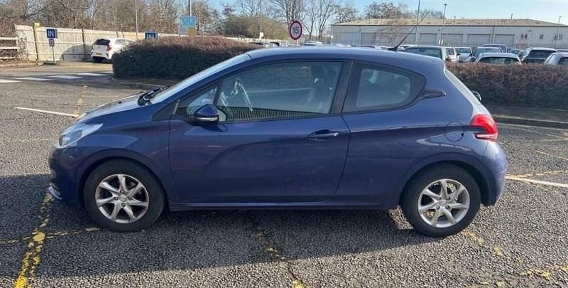 Used Peugeot 208 Active 2016 Blue Hatchback