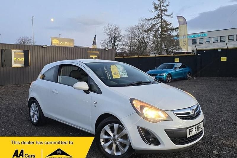 White Used 2014 Vauxhall Corsa Excite Hatchback | £3,250 (Fair price) - Image 1/1