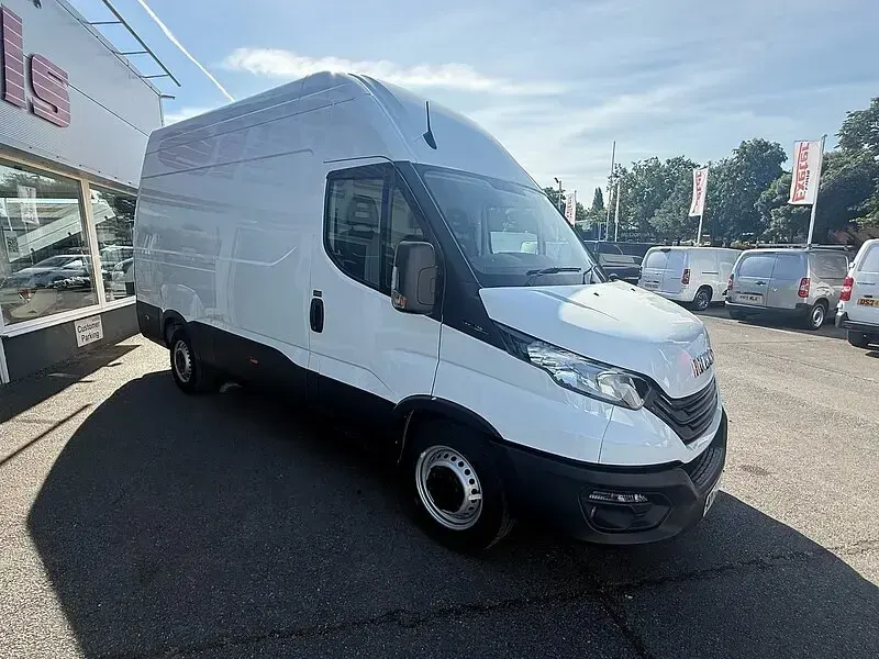 Used Iveco Daily 134 HP (98 kW) 2024 White Van