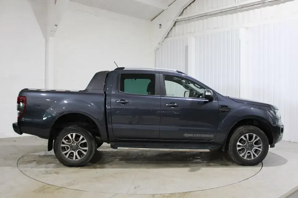Käytetty Ford Ranger Wildtrack 2021 Harmaa Nouto