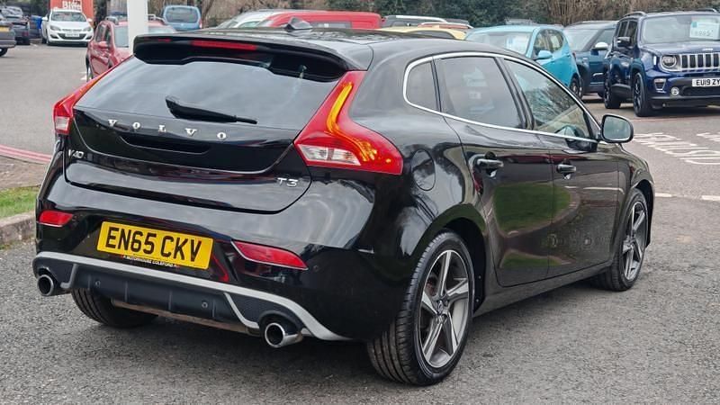 Used Volvo V40 R-Design 2016 Black Hatchback