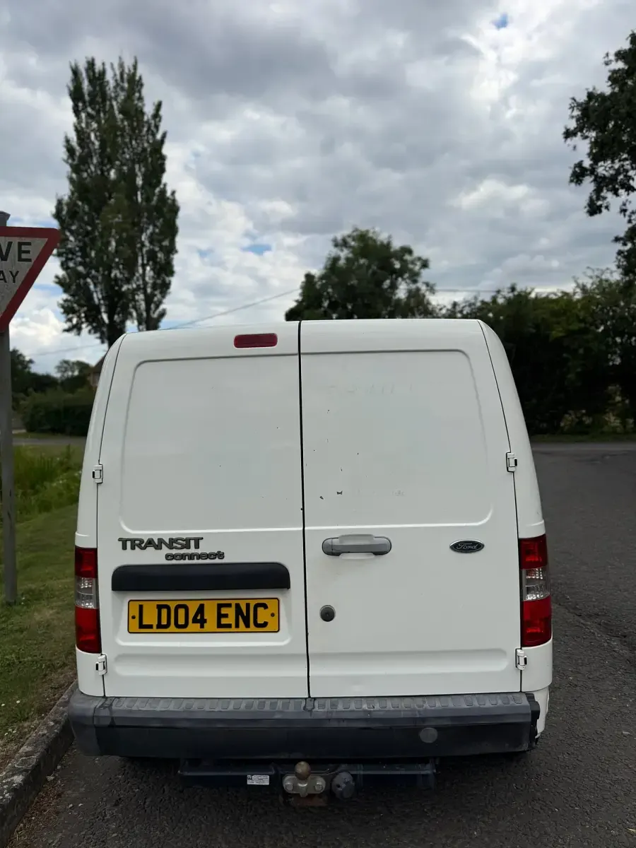 Used Ford Transit 75 HP (55 kW) 2004 White Van