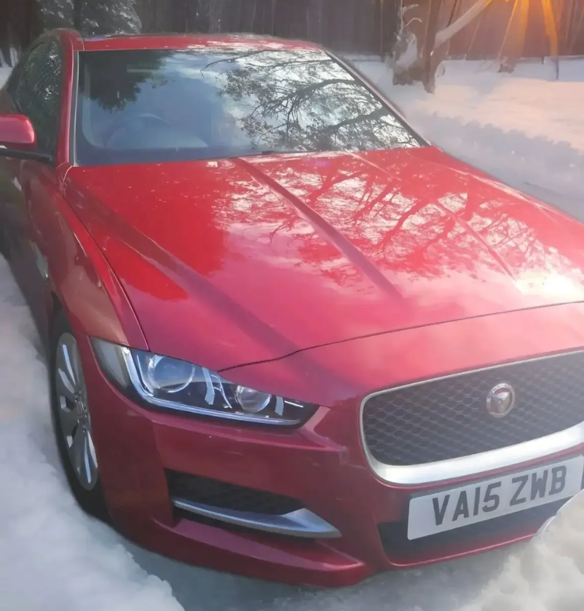 Used Jaguar XE R-Sport 163 HP (119 kW) 2015 Red Sedan