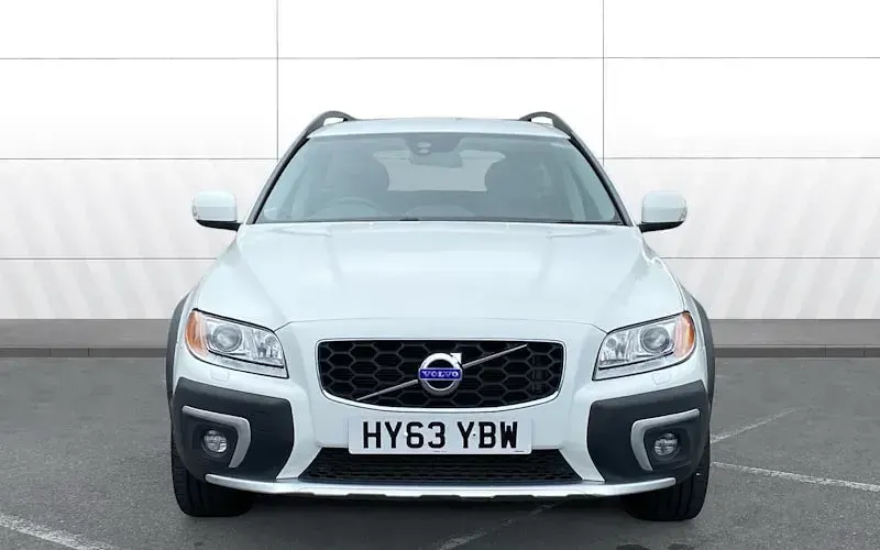 Used Volvo XC70 SE Lux 215 HP (158 kW) 2015 Estate
