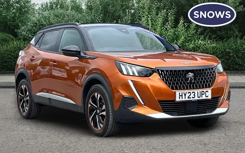 Second-hand Peugeot 2008 GT 131 CP (96 kW) 2023 SUV