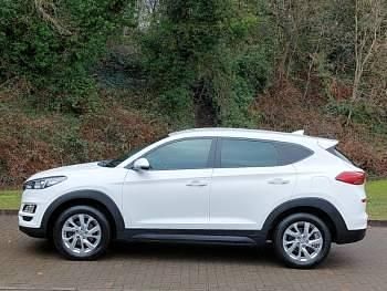Used Hyundai Tucson SE 132 HP (97 kW) 2018 White SUV