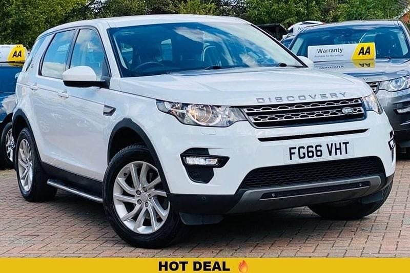 White Used 2016 Land Rover Discovery Sport SE SUV | £10,500 (Good price) - Image 1/1