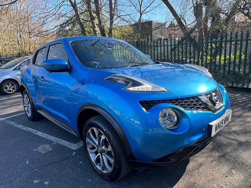 Blue Used 2019 Nissan Juke Tekna SUV | £7,250 (Super price) - Image 1/4