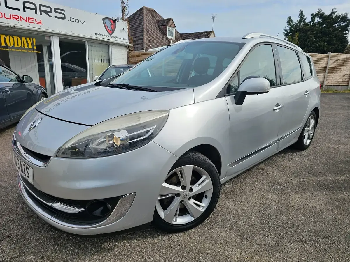 Used Renault Grand Scénic III Dynamique 2013 Silver MPV