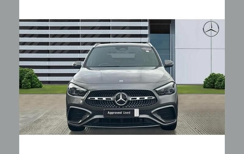 Used Mercedes GLA200 Executive 161 HP (118 kW) 2025 Grey SUV