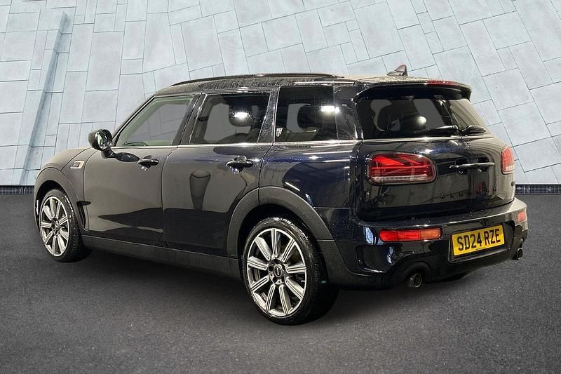Used Mini Cooper S Clubman Exclusive 176 HP (129 kW) 2024 Black Estate