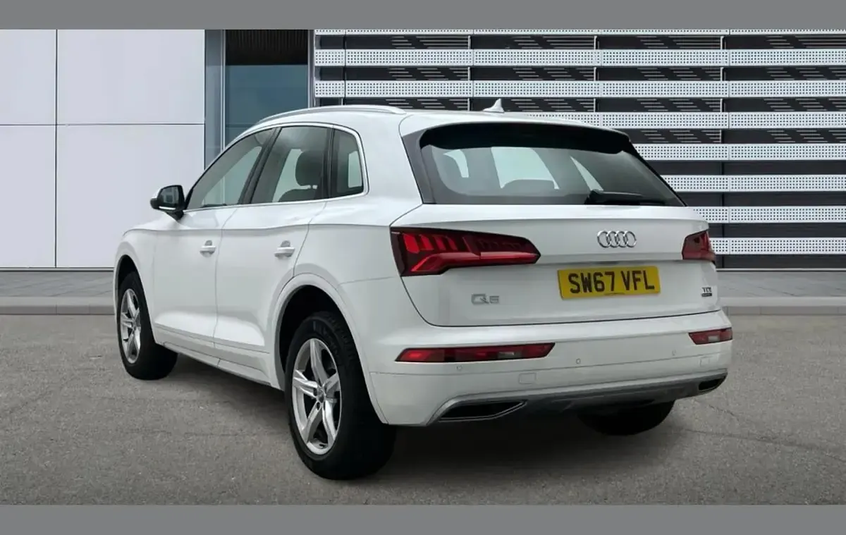 Used Audi Q5 Sport 187 HP (137 kW) 2017 White SUV
