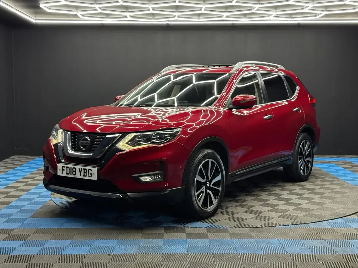 Used Nissan X-Trail Tekna 130 HP (95 kW) 2018 Red SUV