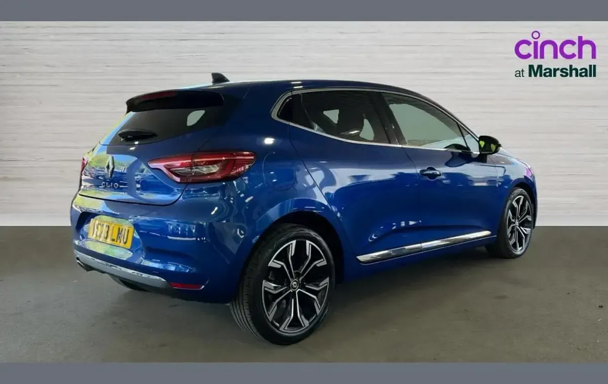 Używany Renault Clio V Techno 90 KM (66 kW) 2023 Niebieski Hatchback