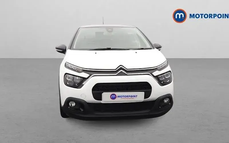 Used Citroën C3 PureTech 83 HP (61 kW) 2024 White Hatchback