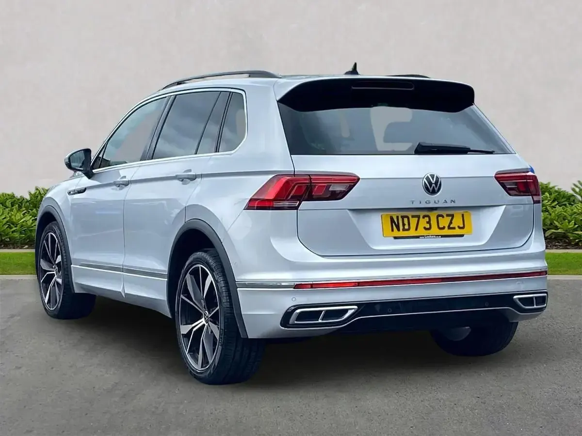 Used VW Tiguan R-line 150 HP (110 kW) 2023 Silver SUV