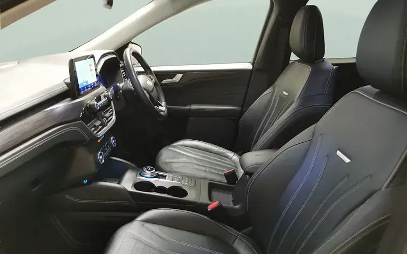 Used Ford Kuga Vignale 224 HP (164 kW) 2023 SUV