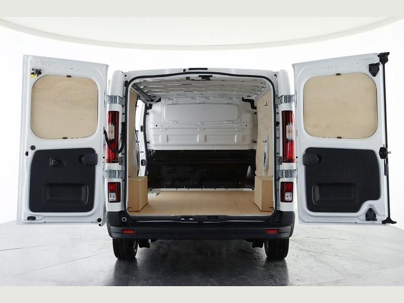 Ny Renault Trafic 2026 Vit