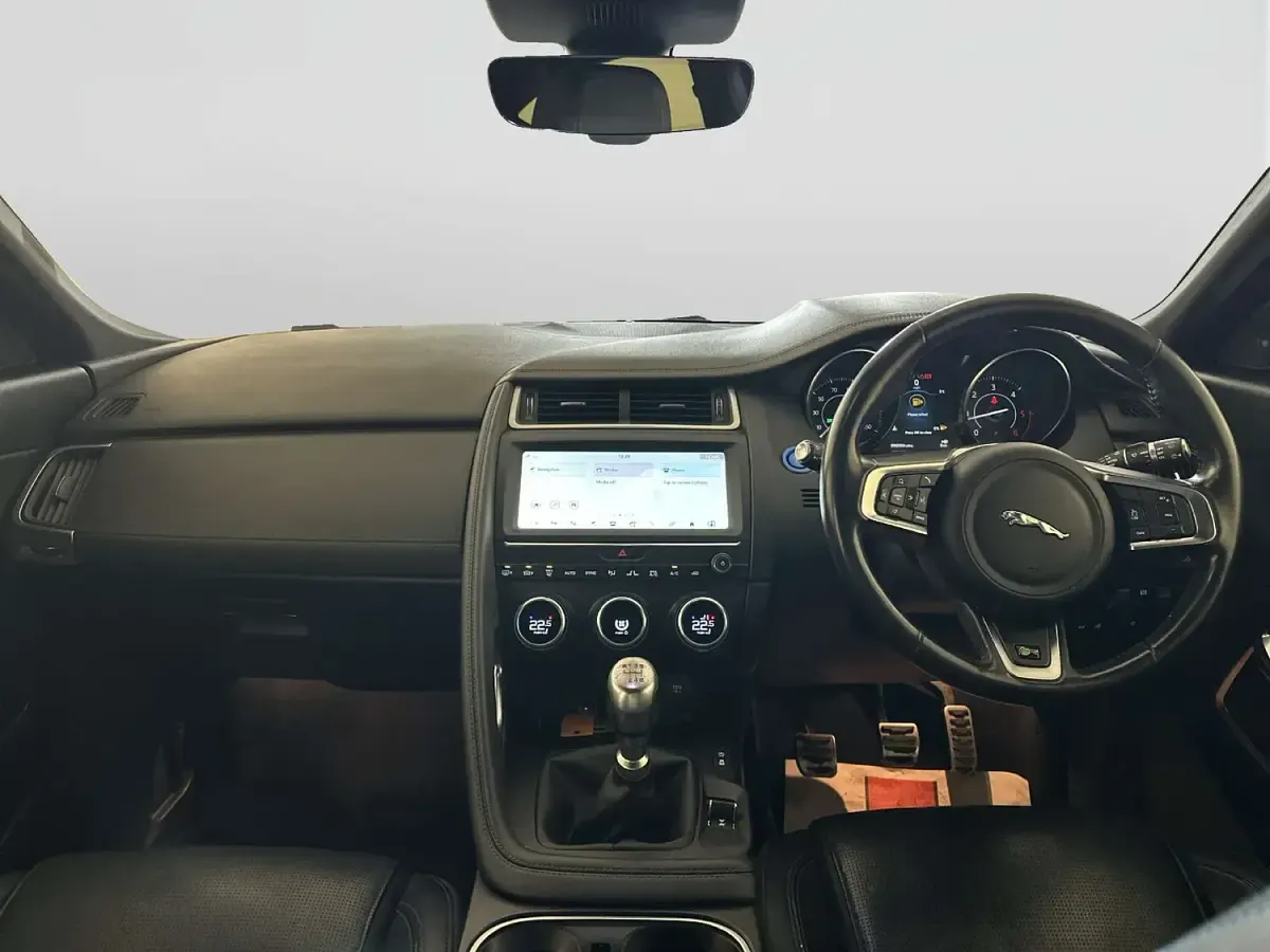 Używany Jaguar E-Pace R-Dynamic 180 KM (132 kW) 2020 Niebieski SUV