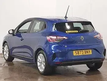 Used Renault Clio V Evolution 143 HP (105 kW) 2024 Blue Hatchback