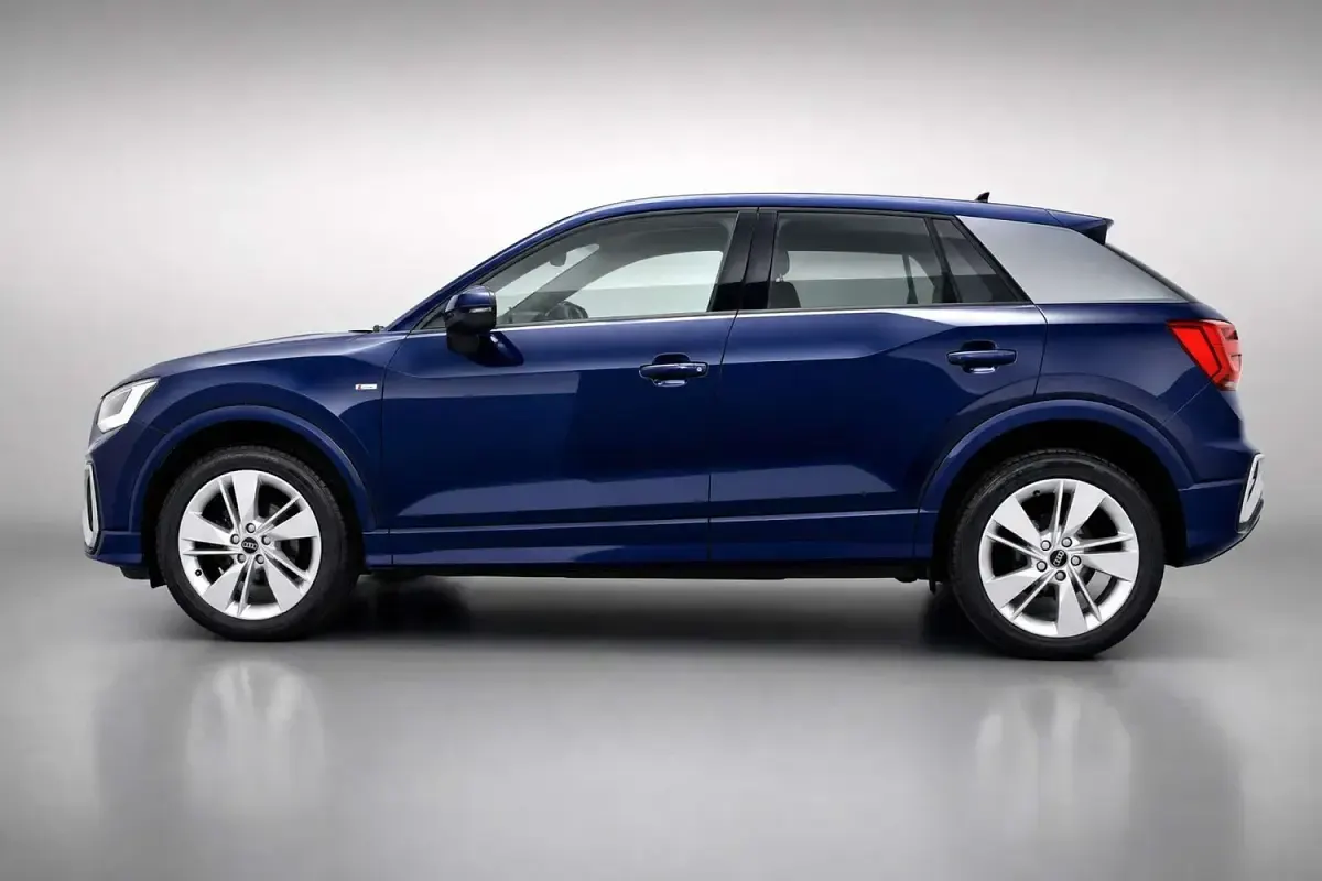 Used Audi Q2 S-Line 150 HP (110 kW) 2023 Blue SUV