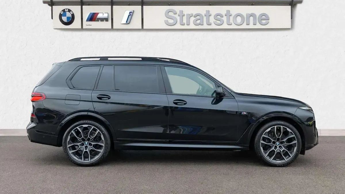 Used BMW X7 M Sport 347 HP (255 kW) 2026 Black SUV