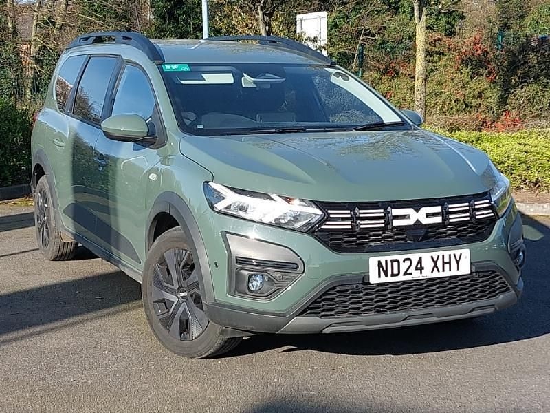 Used Dacia Jogger Expression 140 HP (102 kW) 2024 Green MPV