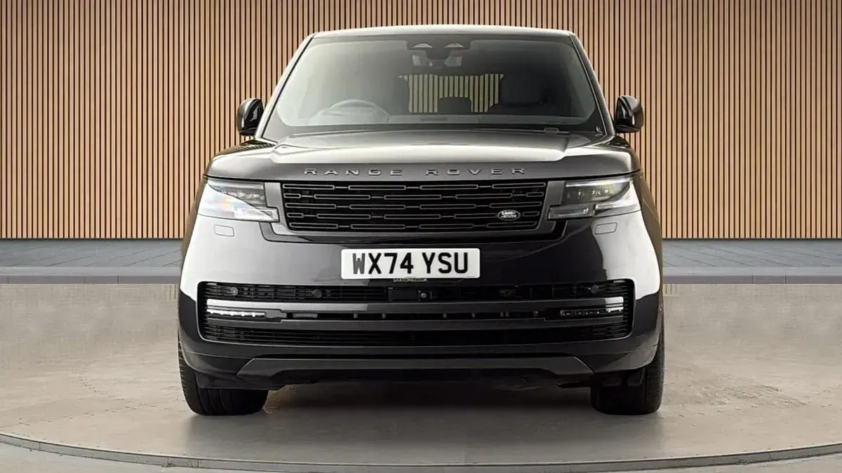 Used Land Rover Range Rover HSE 300 HP (220 kW) 2024 Storm grey SUV