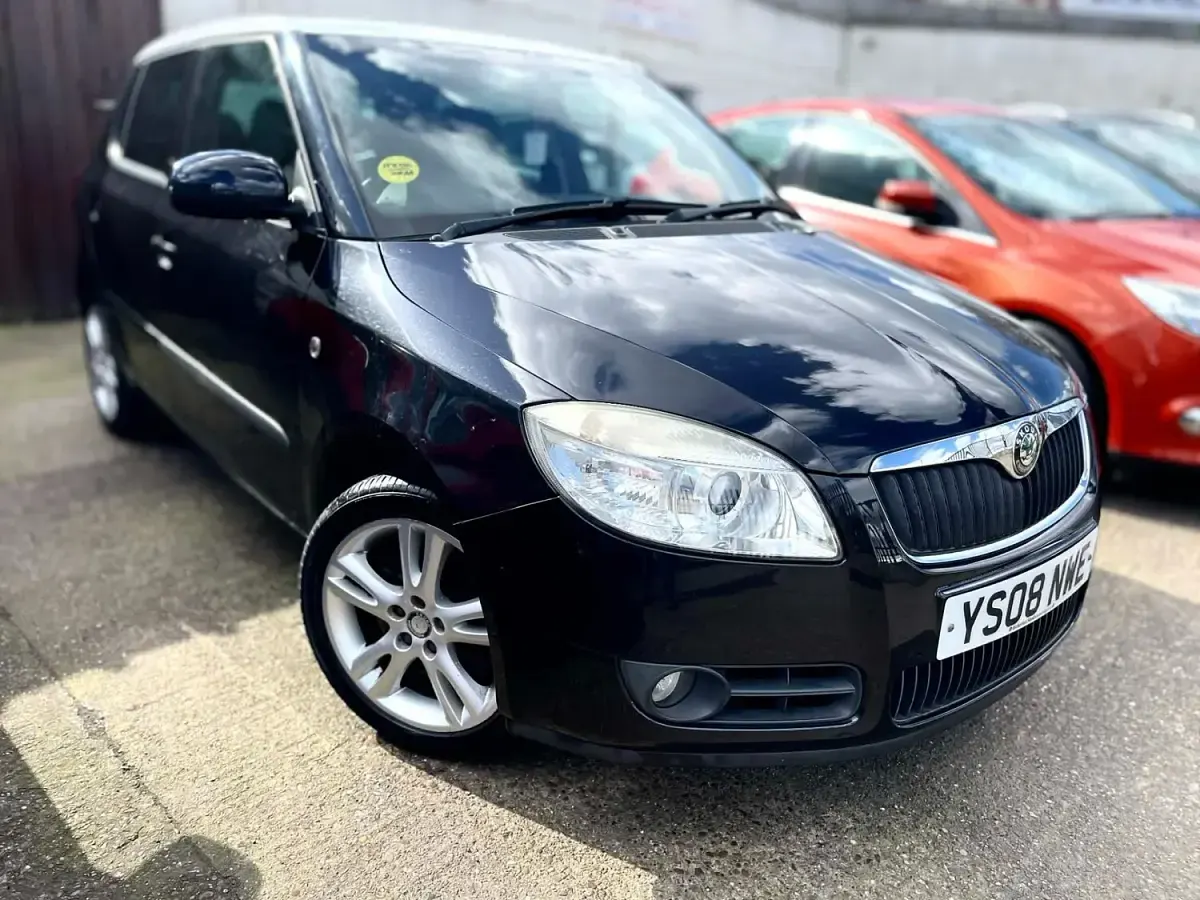 Usado Skoda Fabia 2008 Preto Citadino
