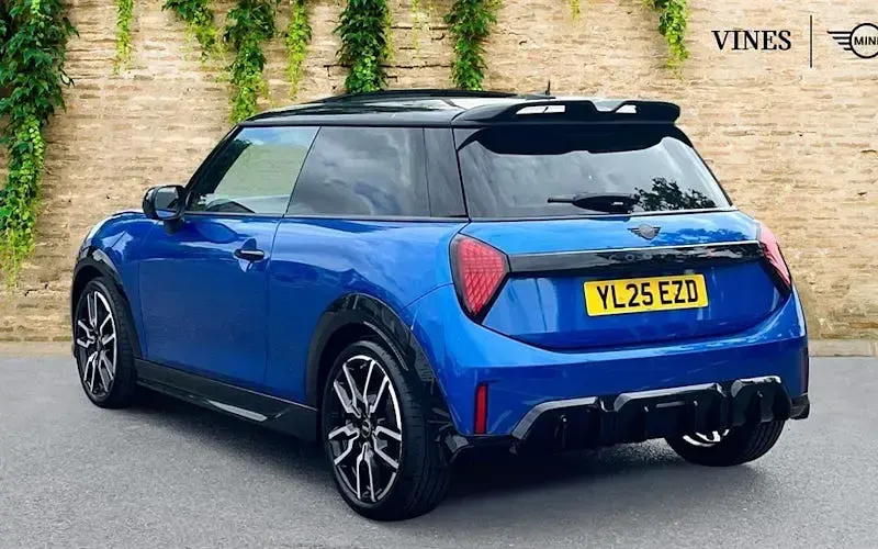 Used Mini Cooper Sport 150 kW (204 HP) 2026 Hatchback