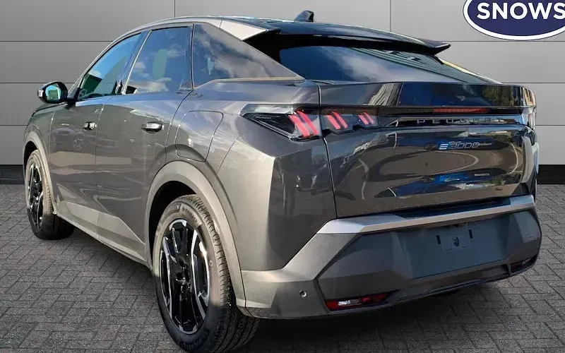 New Peugeot e-3008 Allure 156 kW (213 HP) 2025 Titane grey SUV