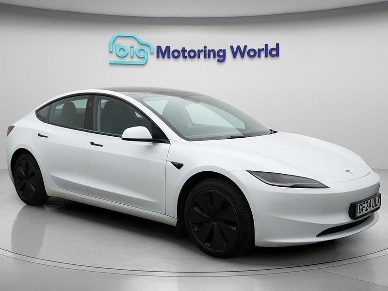 White Used 2024 Tesla Model 3 RWD Sedan | £28,000 (Expensive) - Image 1/4