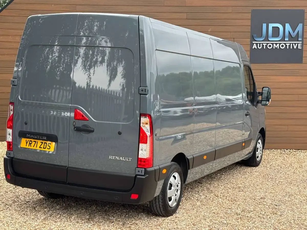 Used Renault Master Business 2021 Grey MPV