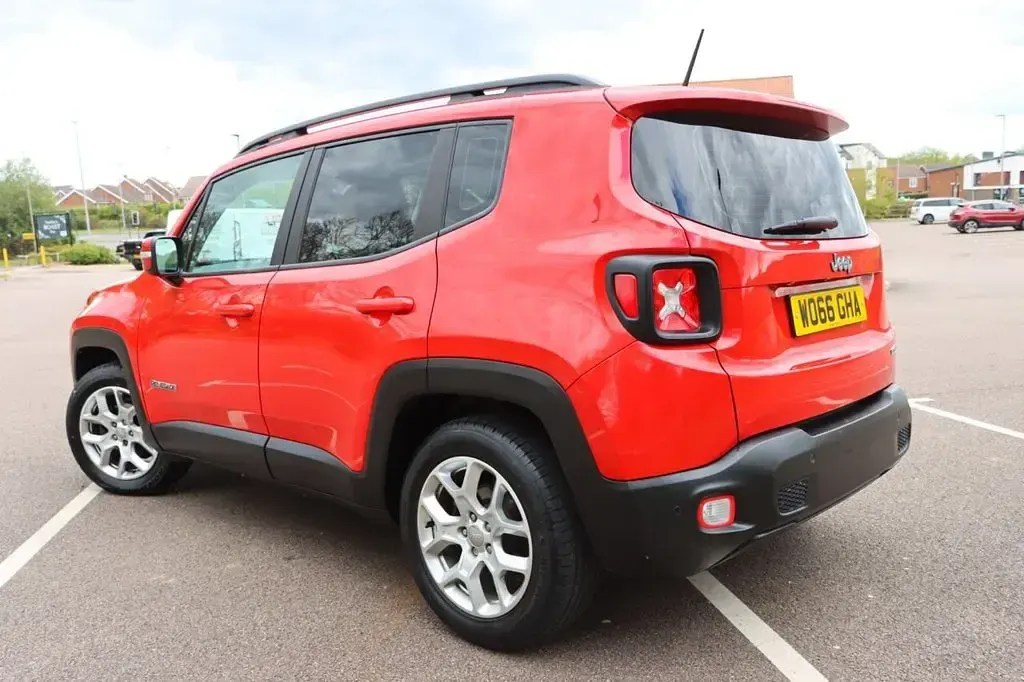 Used Jeep Renegade Longitude 140 HP (102 kW) 2016 Red SUV