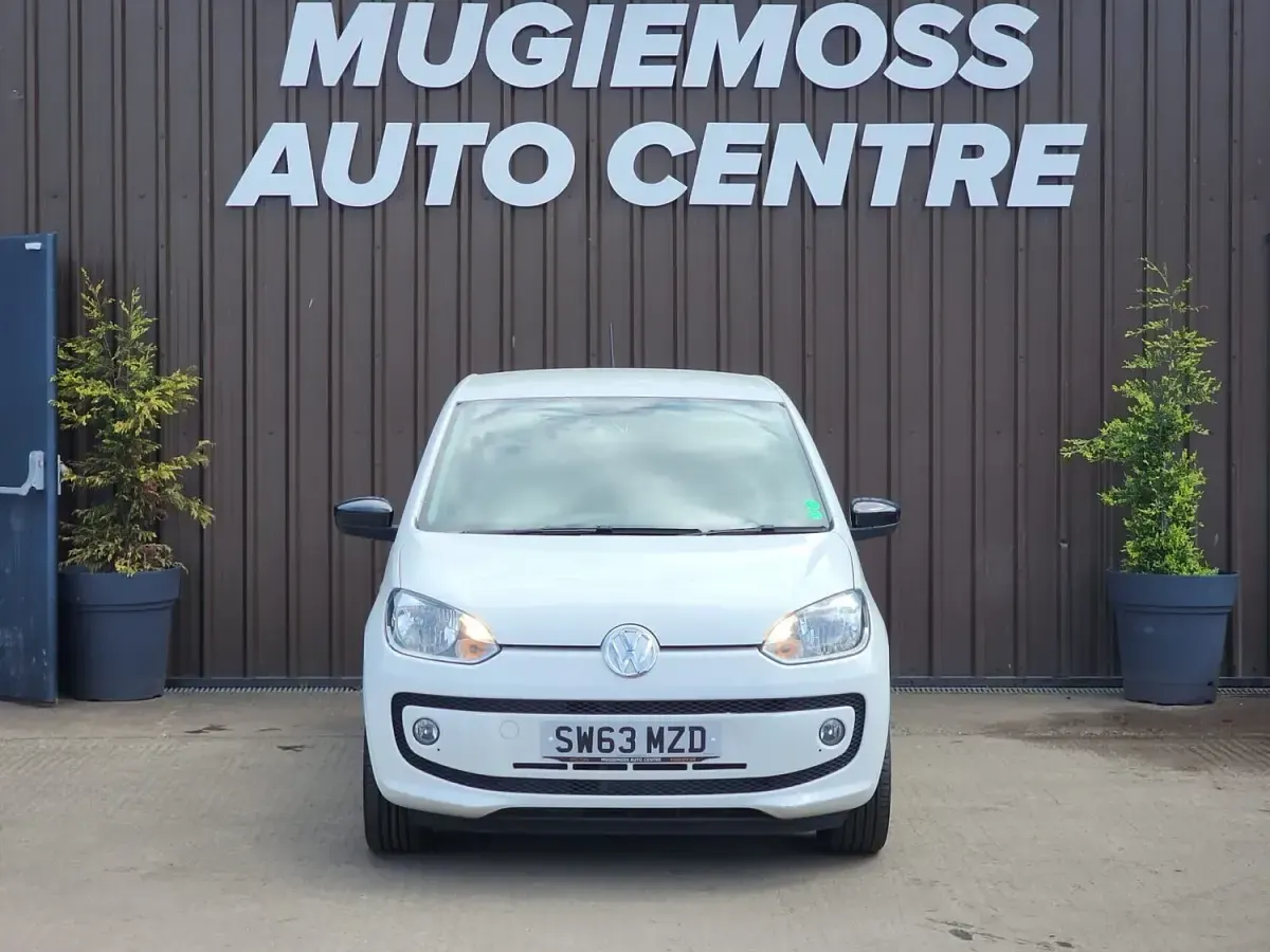 Used VW up! Groove 2014 White Hatchback