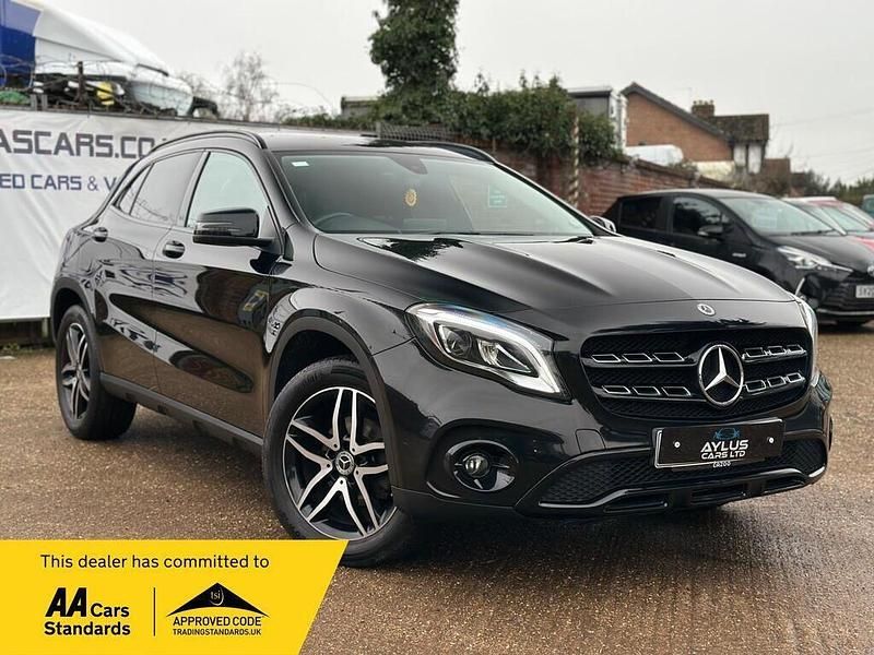 Used Mercedes GLA180 Urban 122 HP (89 kW) 2019 Black SUV