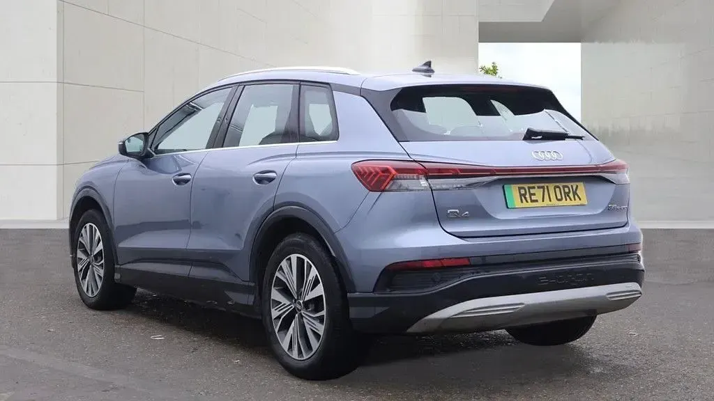 Used Audi Q4 e-tron Sport 125 kW (170 HP) 2021 SUV