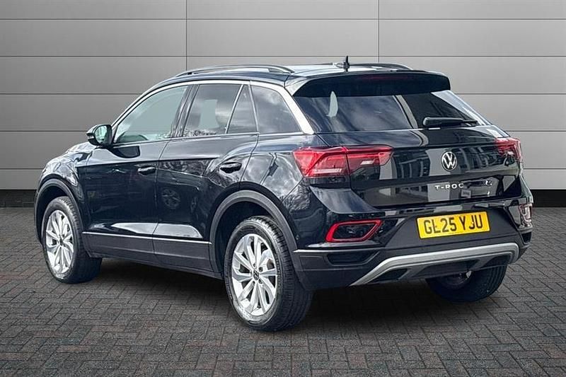 Used VW T-Roc Match 150 HP (110 kW) 2025 Black SUV