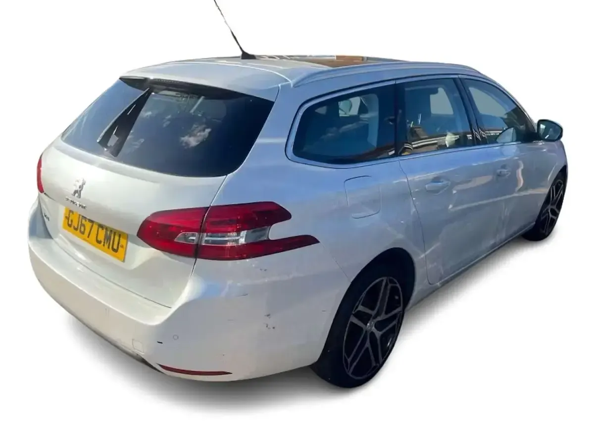Used Peugeot 308 SW Allure 120 HP (88 kW) 2017 White Estate